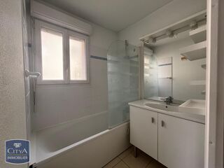  Appartement à louer 2 pièces 52 m²