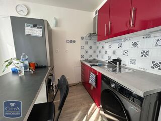  Appartement à louer 1 pièce 28 m²