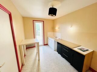  Appartement à louer 3 pièces 70 m²