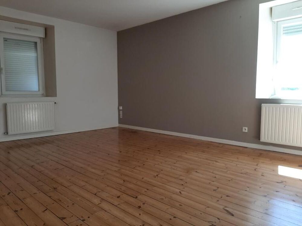 location Appartement - 3 pièce(s) - 71 m² Usson-en-Forez (42550)