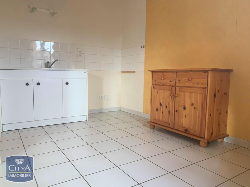 location Appartement - 2 pièce(s) - 51 m² Cluny (71250)