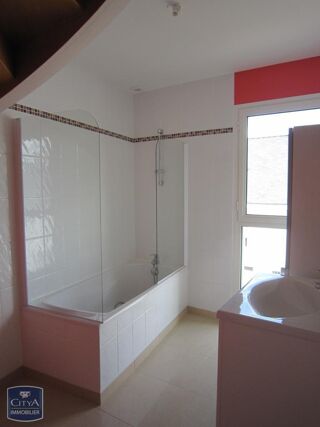  Appartement � louer 4 pi�ces 75 m�