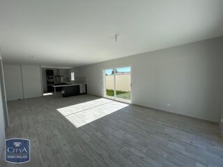  Maison à louer 4 pièces 115 m²