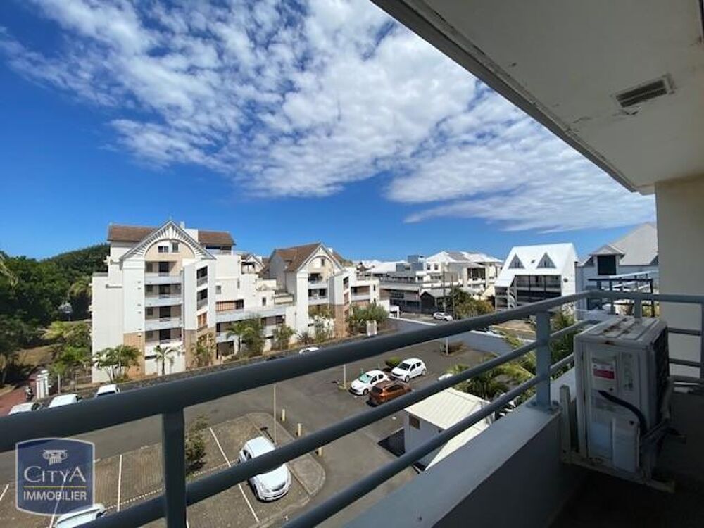À LOUER : Un charmant appartement T1 à ST PIERRE, Meublé....