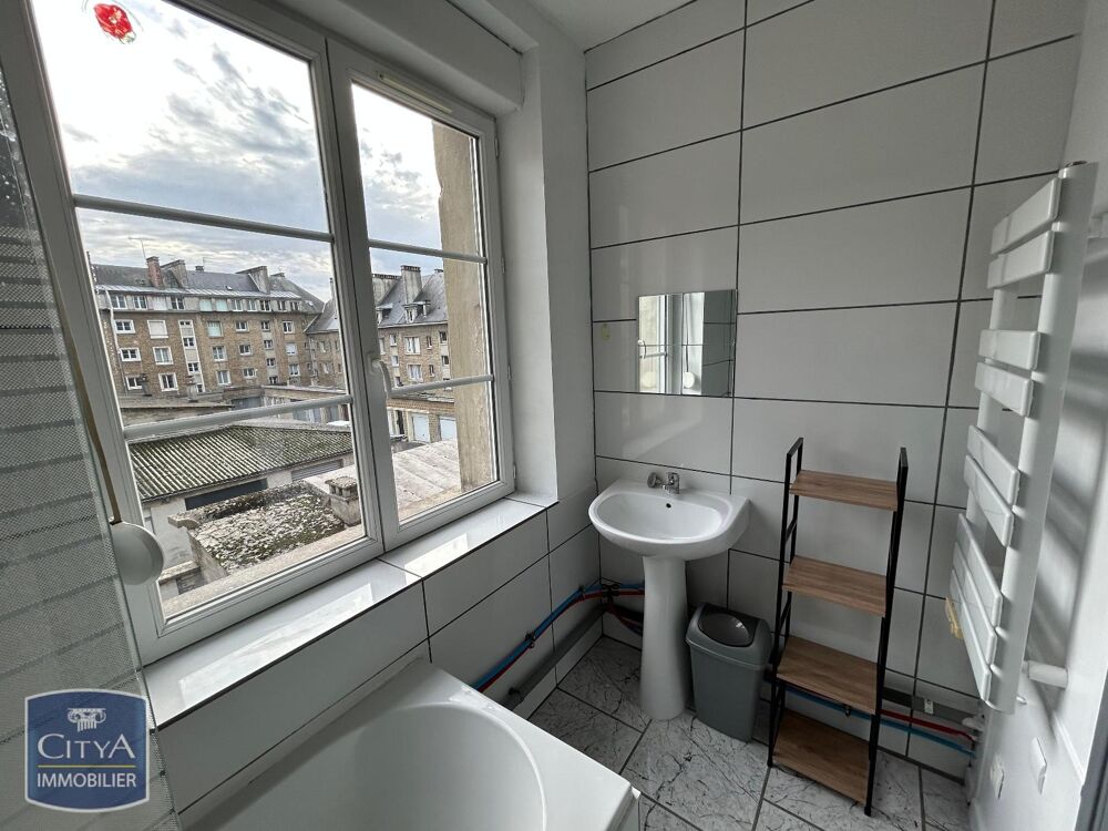 À LOUER : STUDIO MEUBLÉ - SECTEUR HOTEL DE VILLE Au deux....