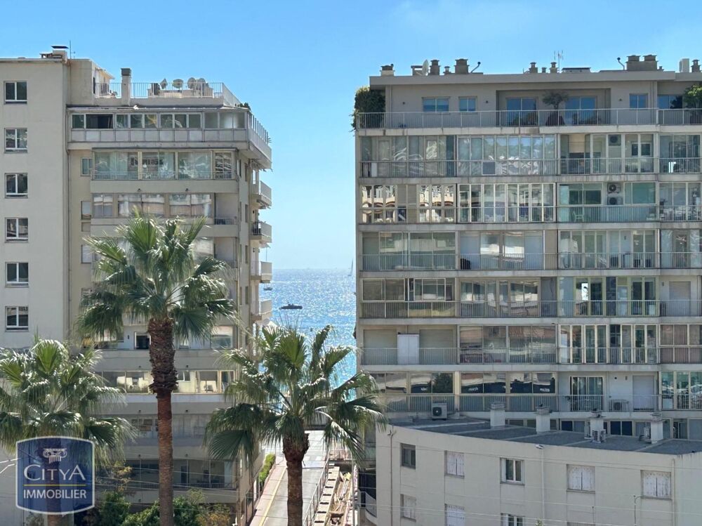 CANNES POINTE CROISETTE - 2 PIÈCES AVEC TERRASSE ET APER....