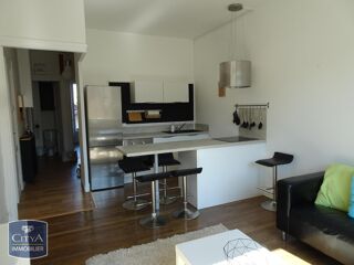  Appartement à louer 1 pièce 42 m²