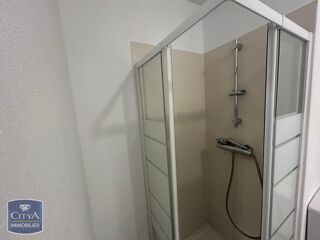  Appartement à louer 2 pièces 45 m²