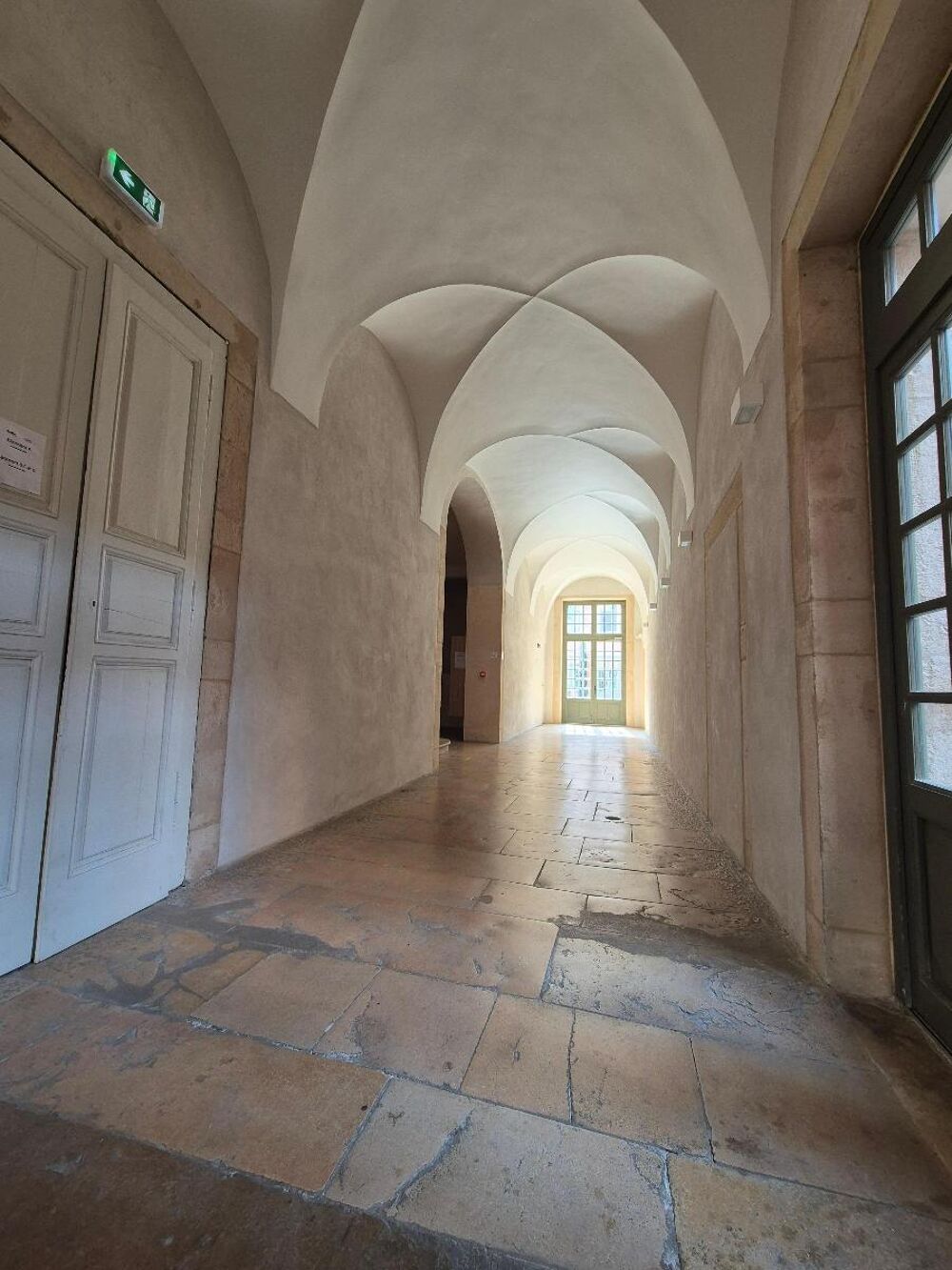 location Appartement - 2 pièce(s) - 43 m² Mâcon (71000)