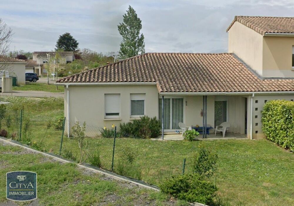 À LOUER : Maison T4 située à Preignan, offrant un cadre ....