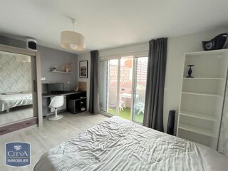  Appartement à louer 1 pièce 25 m²