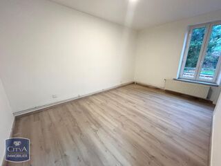  Maison à louer 5 pièces 107 m²