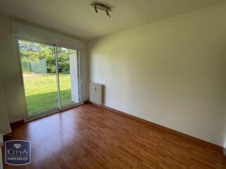  Appartement � louer 4 pi�ces 86 m�