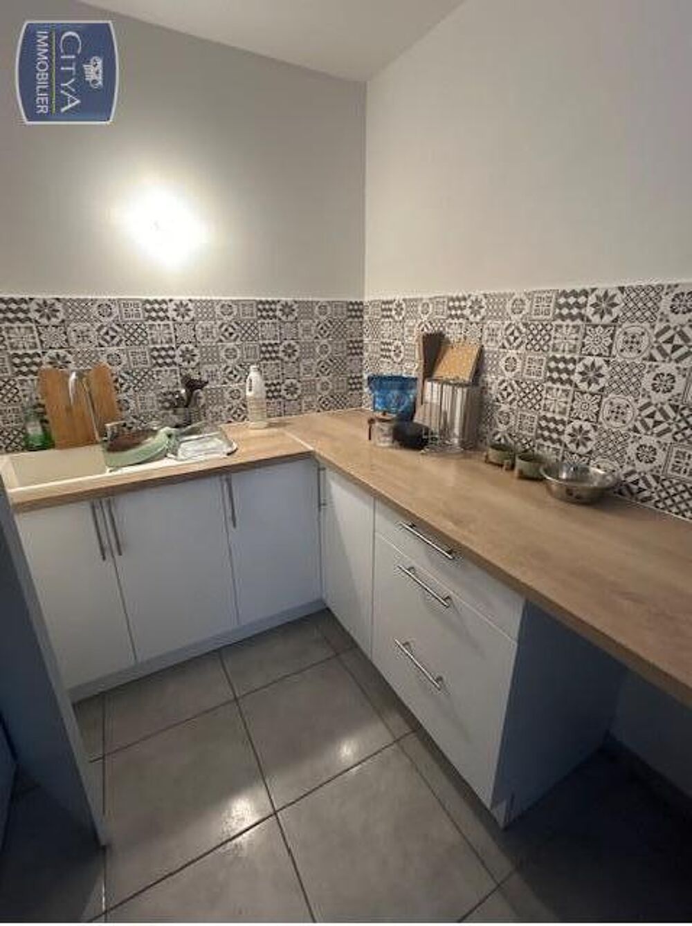 location Appartement - 1 pièce(s) - 32 m² Marseille 10