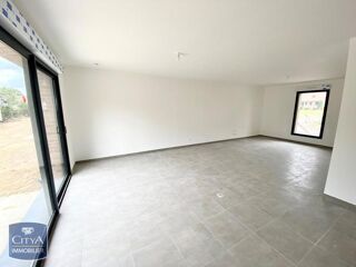  Maison à louer 4 pièces 107 m²
