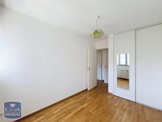 Appartement à louer 3 pièces 54 m²