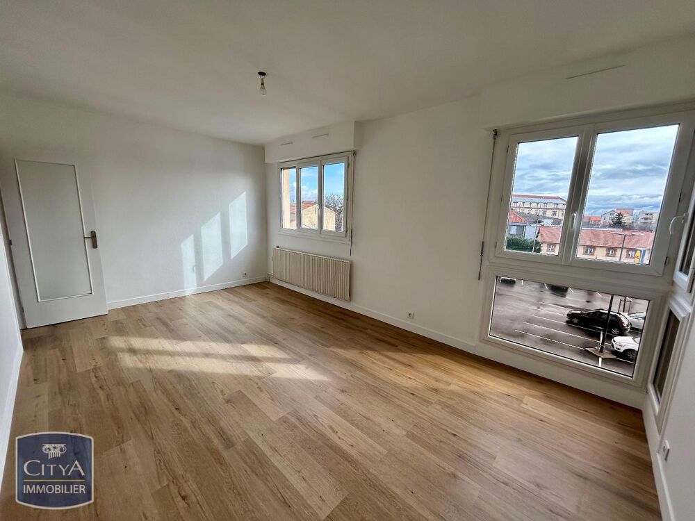 À LOUER : Appartement T3 à RIOM, 63200 Découvrez cet app....