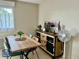  Appartement à louer 3 pièces 64 m²