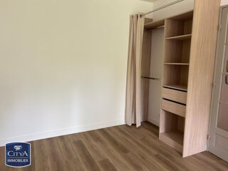  Appartement à louer 1 pièce 28 m²