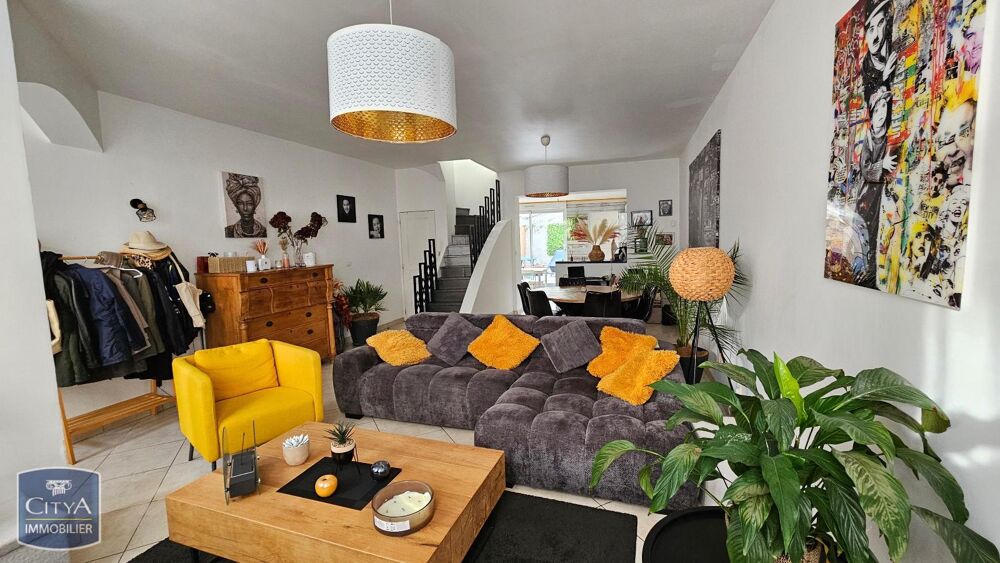 location Maison - 5 pièce(s) - 124 m² Saint-Quentin (02100)