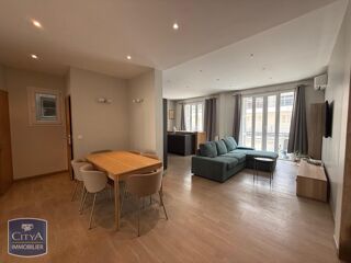  Appartement à louer 4 pièces 94 m²