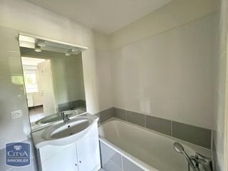  Appartement à louer 2 pièces 39 m²