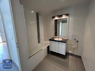 Appartement à louer 2 pièces 60 m²