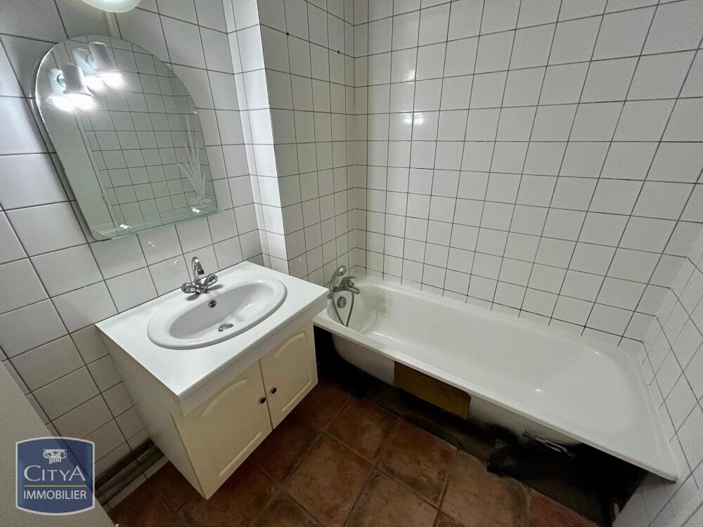 location Appartement - 2 pièce(s) - 52 m² Élancourt (78990)