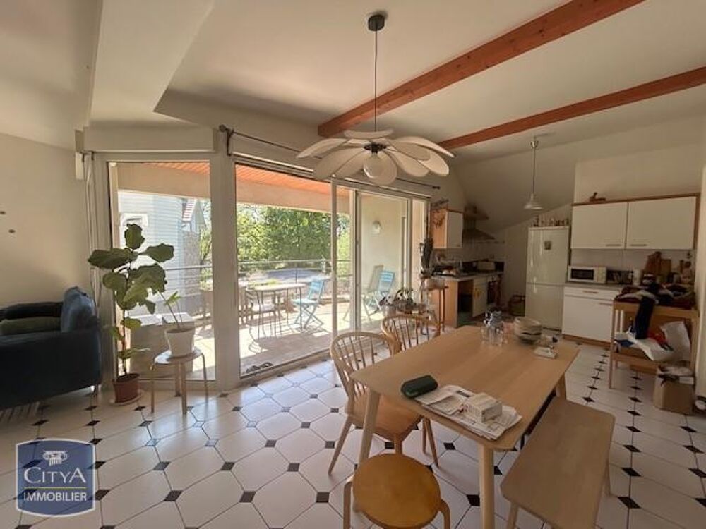 location Appartement - 3 pièce(s) - 80 m² Besançon (25000)