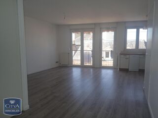  Appartement à louer 3 pièces 66 m²