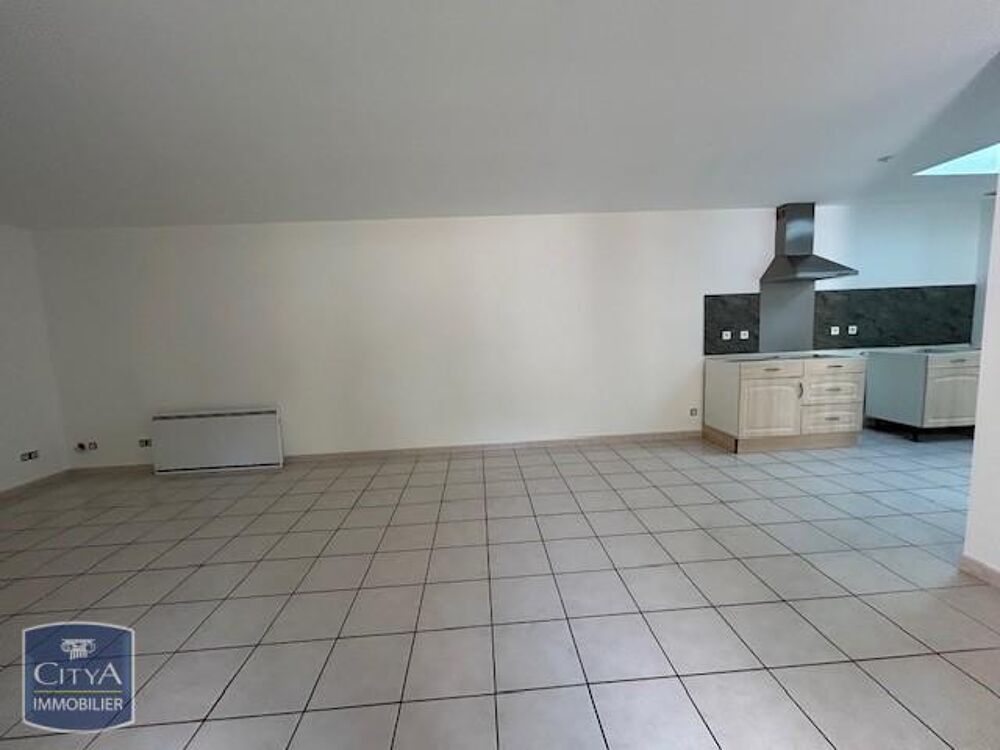 À LOUER - Maison T3 - Vaux sur Mer Ce bien dispose d'une....