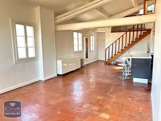  Appartement à louer 2 pièces 67 m²