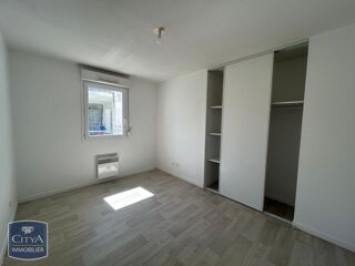  Appartement à louer 2 pièces 55 m²