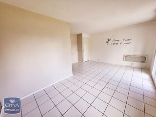  Appartement à louer 3 pièces 65 m²