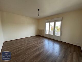  Appartement à louer 3 pièces 66 m²