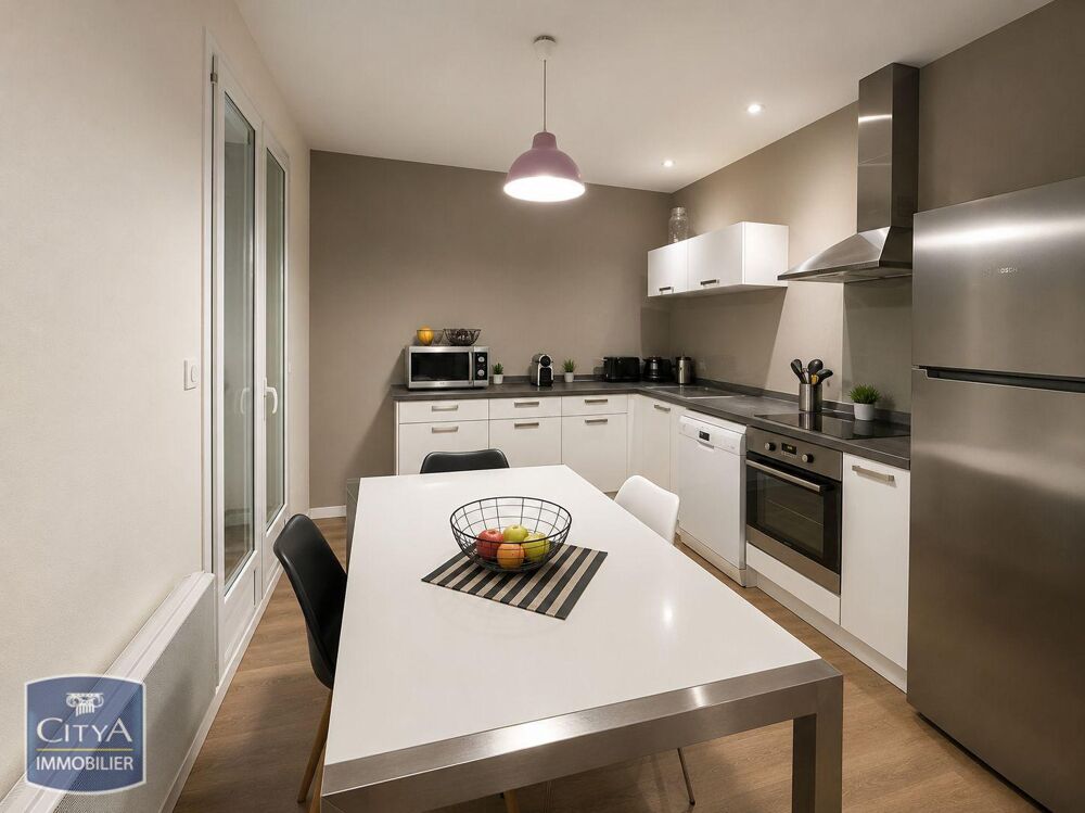 location Appartement - 3 pièce(s) - 90 m² Mortagne-sur-Sèvre (85290)