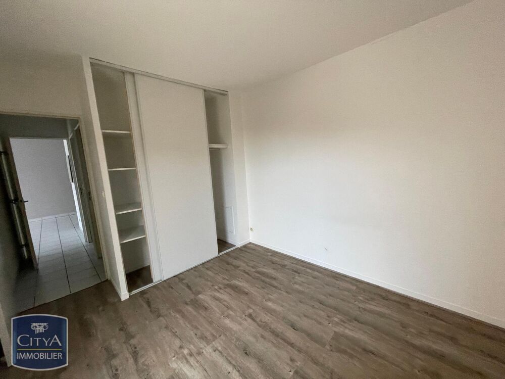 location Appartement - 2 pièce(s) - 55 m² Saint-Michel (16470)