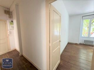  Appartement à louer 2 pièces 37 m²