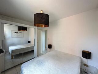  Appartement à louer 3 pièces 55 m²