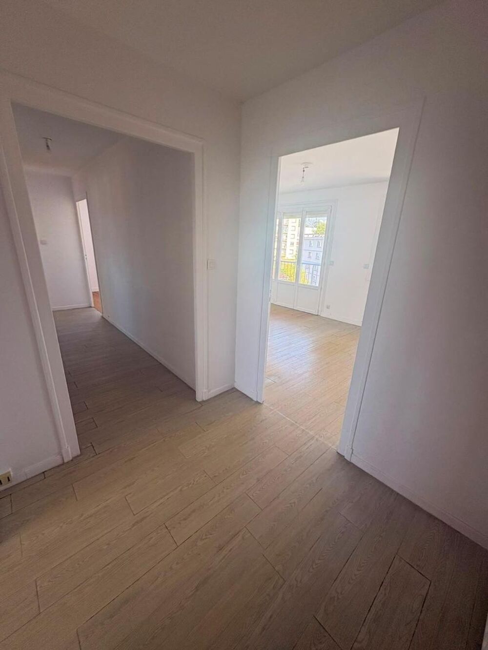 location Appartement - 3 pièce(s) - 70 m² Décines-Charpieu (69150)
