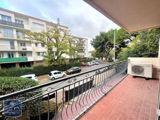  Appartement à louer 4 pièces 111 m²