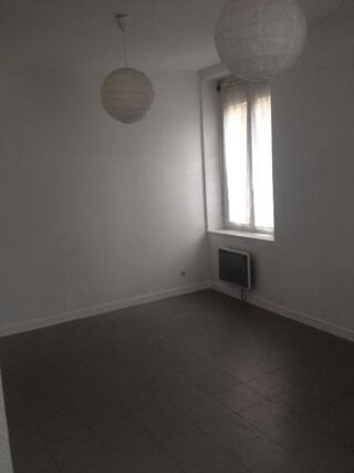  Appartement à louer 1 pièce 25 m²
