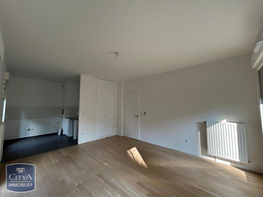 location Appartement - 3 pièce(s) - 70 m² Rueil-Malmaison (92500)
