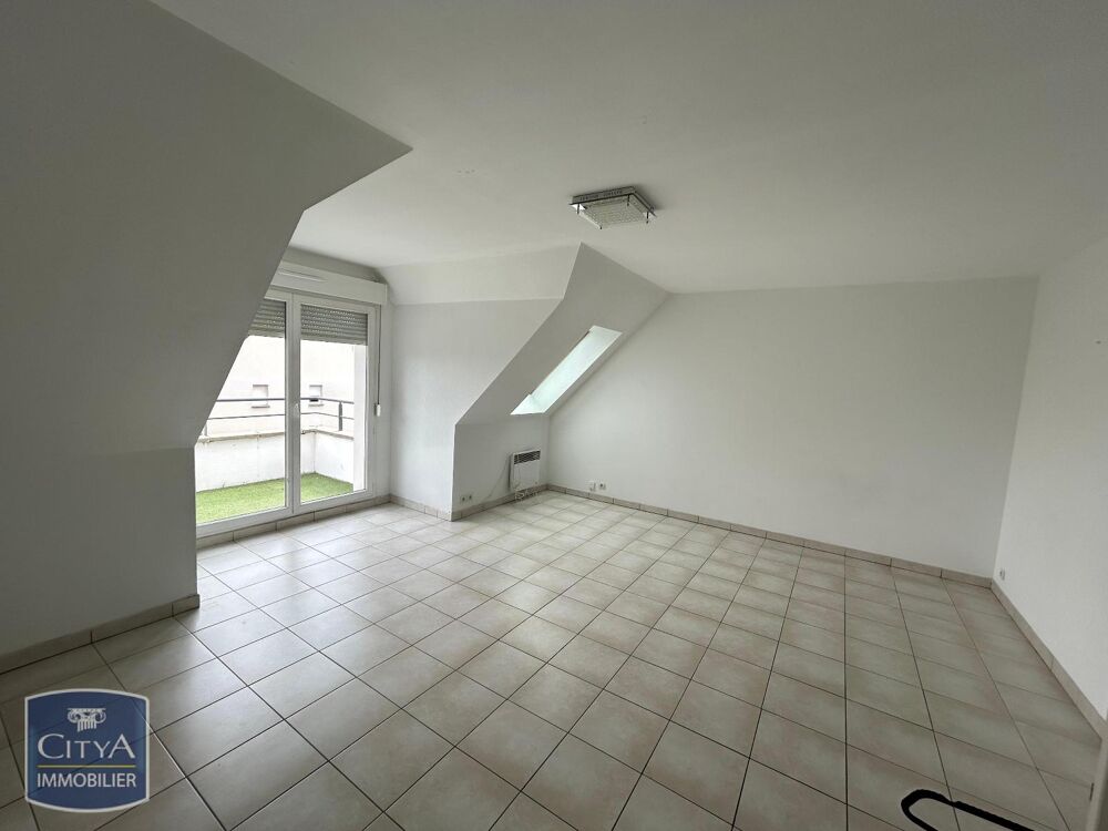 À LOUER : Appartement T3 situé à Oignies, dans le départ....