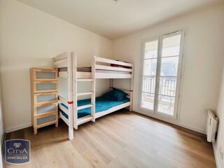  Appartement à louer 3 pièces 65 m²