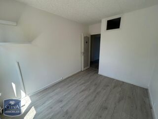  Appartement à louer 2 pièces 44 m²