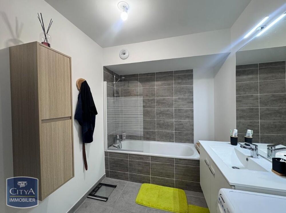 location Appartement - 3 pièce(s) - 64 m² Maubec (38300)