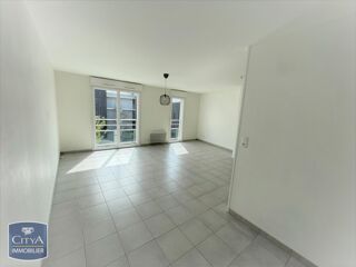  Appartement à louer 3 pièces 65 m²