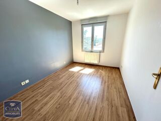  Appartement à louer 3 pièces 60 m²