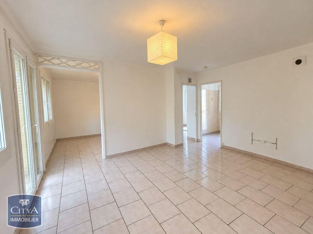 location Appartement - 3 pièce(s) - 45 m² Carpentras (84200)